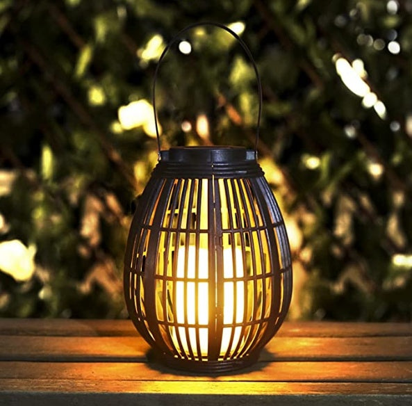 Explosive Solar Retro Patio Plastic Oval Rattan Wind Lamp